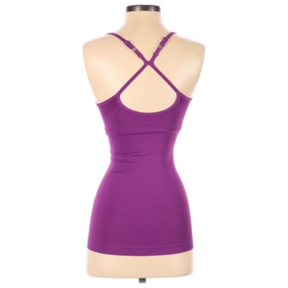 Nike purple workout top with built in bra - Picture 2 of 2